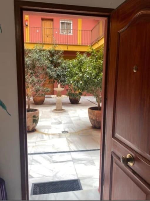 Relator Appartement Sevilla Buitenkant foto